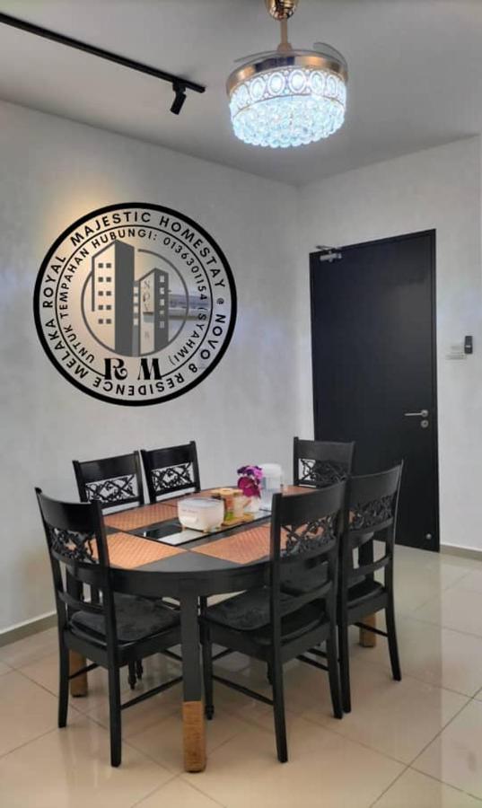 Formuslimonly Royal Majestic Homestay Novo 8 Residence Melaka Esterno foto
